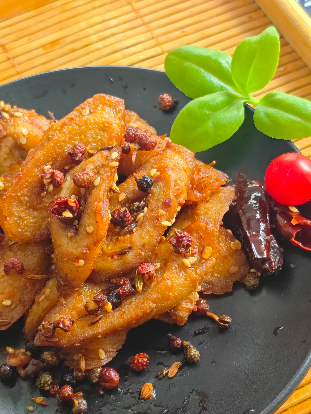 红甲新品凉菜即将上线！六款匠心美味，谁会C位出道